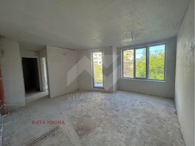 Продава  2-стаен, град София, Надежда 2 •  114 998 EUR • ID 55079911 — holmes.bg - [1] 