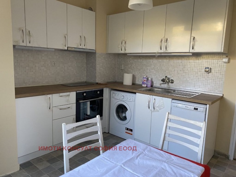 Продава 2-СТАЕН, гр. София, Гоце Делчев