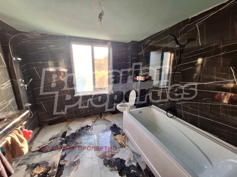 Myytävänä  Talo Pernikin alue , Planinitsa , 200 neliömetriä | 47983653 - kuva [17]