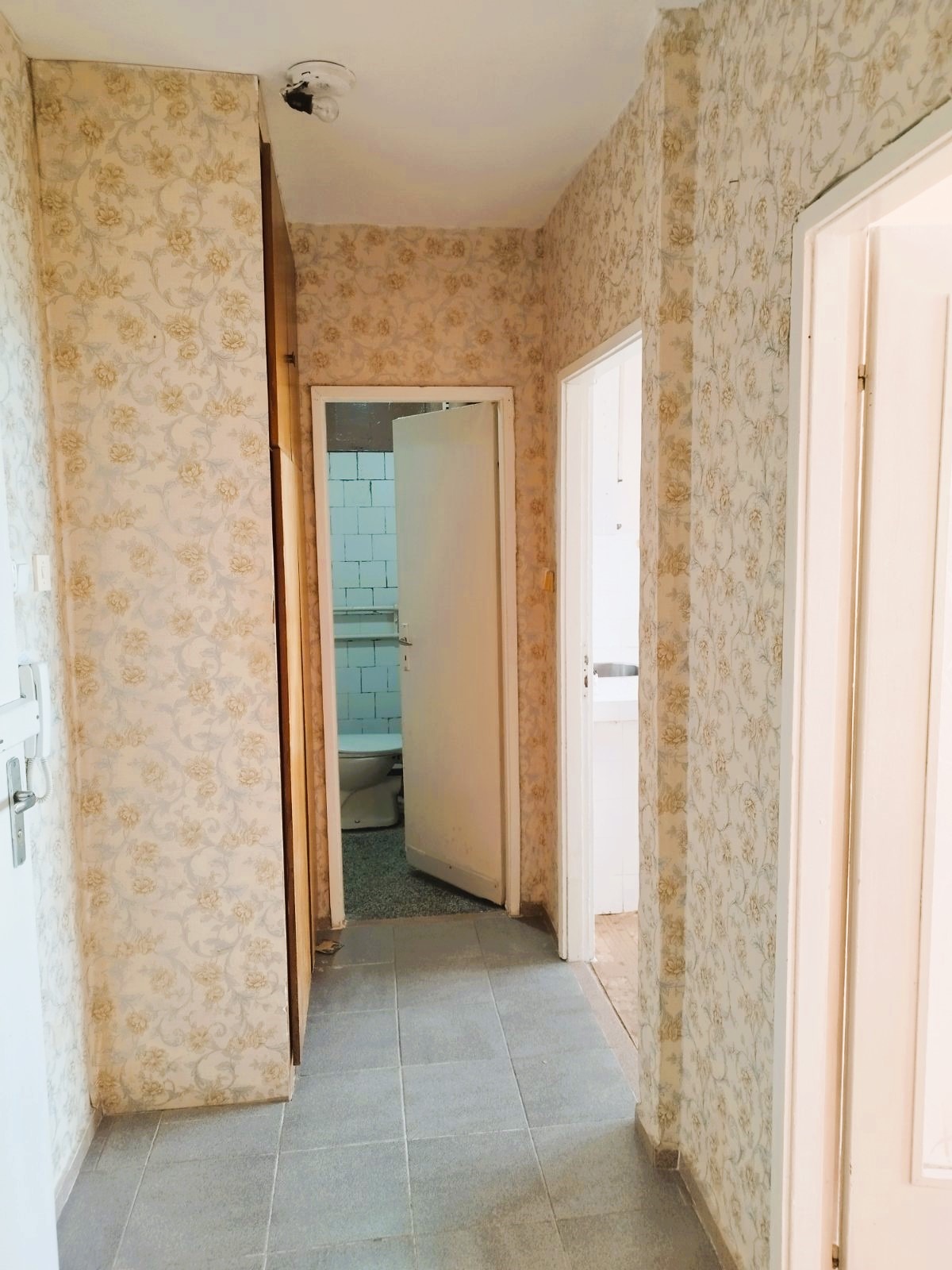 Продава 2-СТАЕН, гр. Стара Загора, Център, снимка 9 - Апартаменти - 54324521