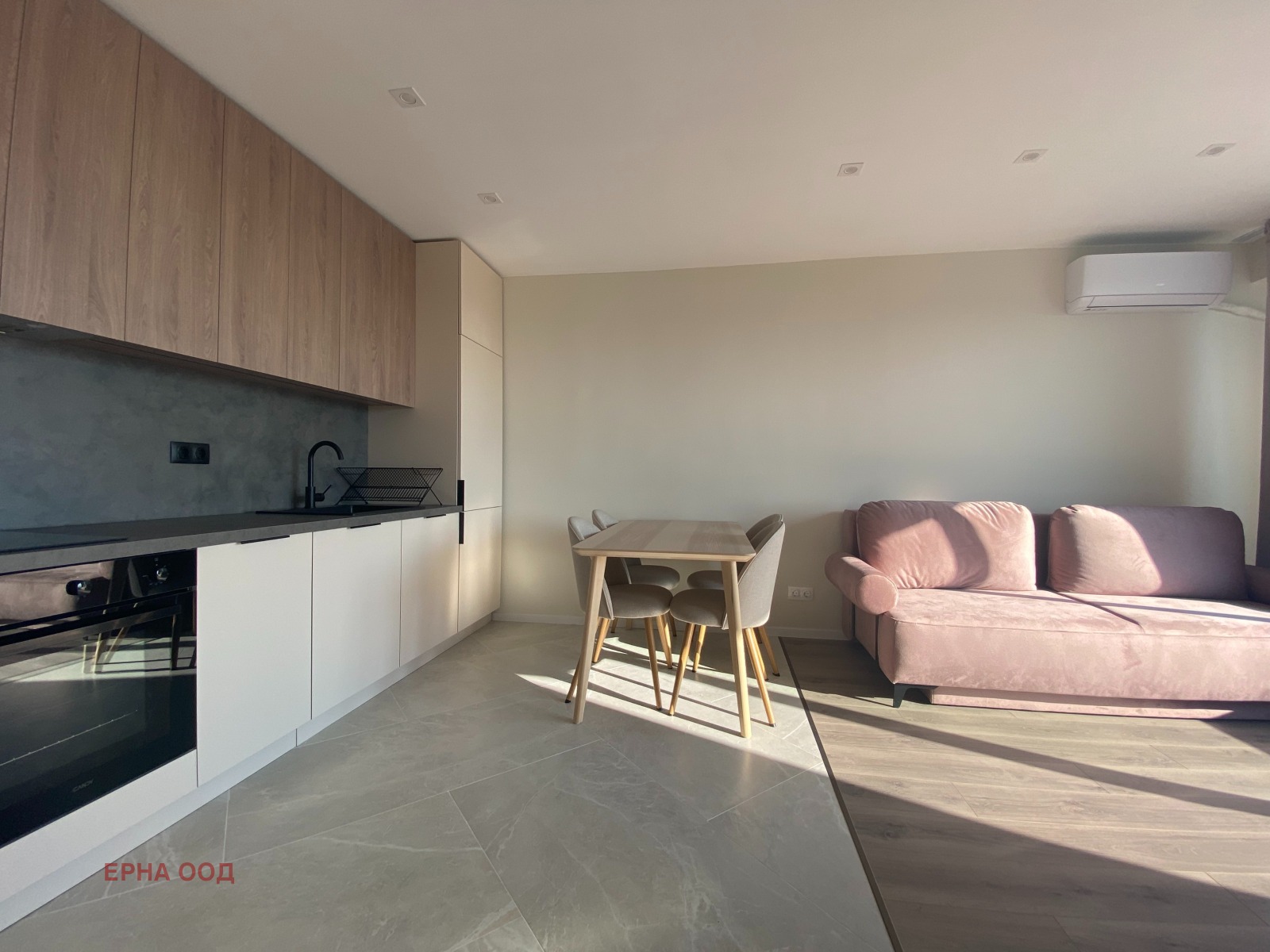 Продава 4-СТАЕН, гр. София, Овча купел, снимка 2 - Апартаменти - 56071124