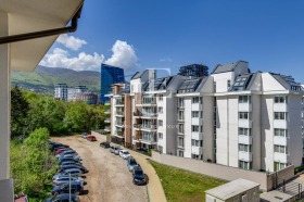 2-стаен град София, Манастирски ливади