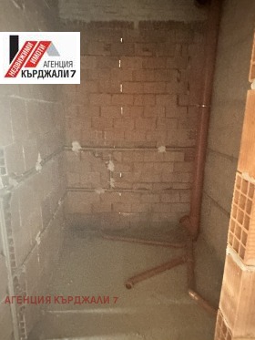 ������� 3-����� | Imot.bg � ����� ������ 8