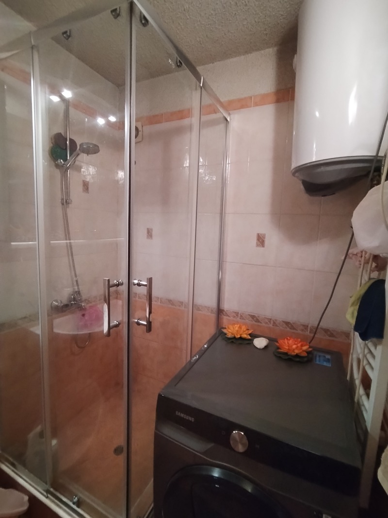 Te koop  1 slaapkamer Sofia , Reduta , 79 m² | 84065702 - afbeelding [8]