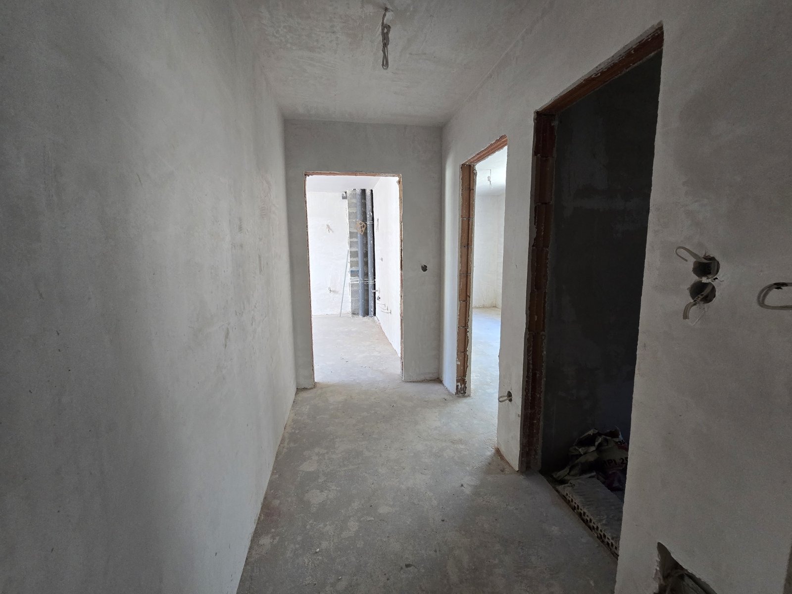 Продава 2-СТАЕН, гр. София, Левски В, снимка 2 - Апартаменти - 56503520