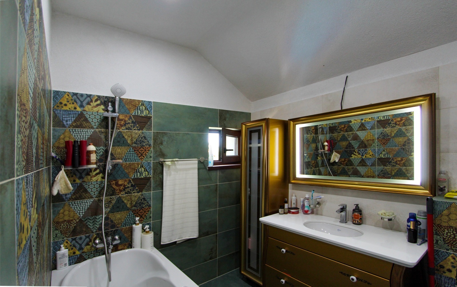Продава КЪЩА, гр. София, с. Долни Богров, снимка 8 - Къщи - 54508953