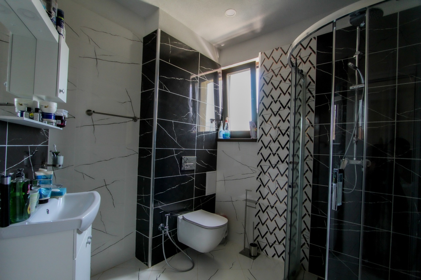 Продава КЪЩА, гр. София, с. Долни Богров, снимка 10 - Къщи - 54508953