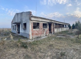 Продажба на промишлени помещения в област Пловдив — страница 4 - изображение 12 