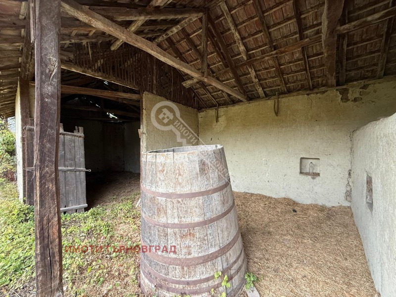 Продава КЪЩА, с. Поликраище, област Велико Търново, снимка 12 - Къщи - 52361476