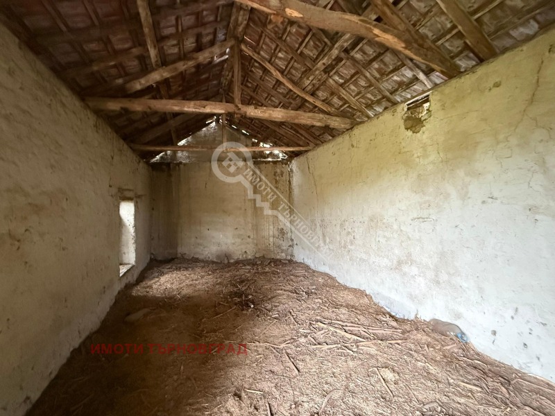 Продава КЪЩА, с. Поликраище, област Велико Търново, снимка 13 - Къщи - 52361476