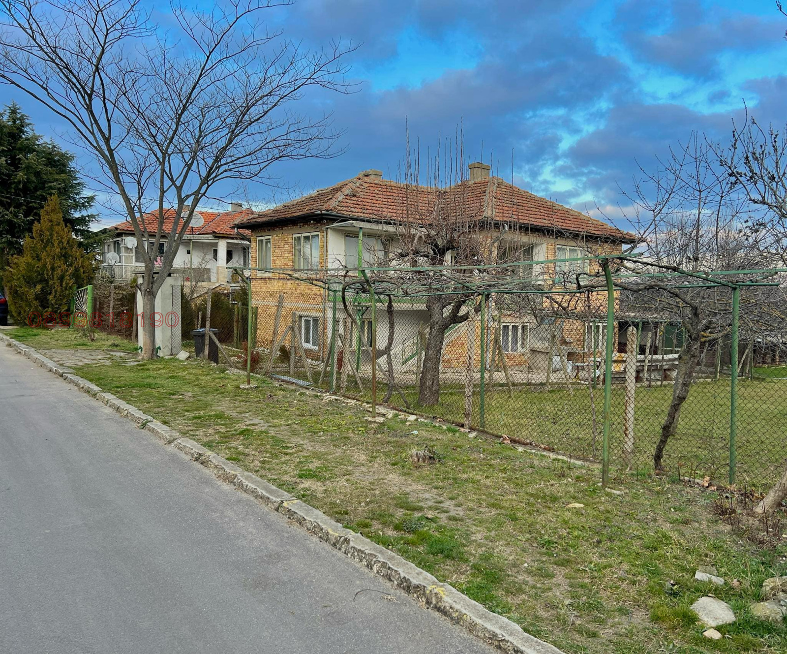 Продава КЪЩА, с. Бенковски, област Варна