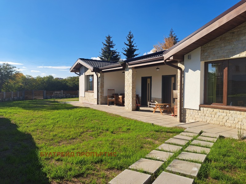 Продава КЪЩА, с. Алино, област София област