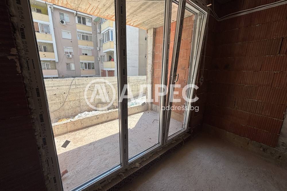 Продава 1-СТАЕН, гр. Хасково, Тракийски, снимка 2 - Апартаменти - 55543996