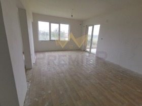 2 Schlafzimmer Straschiza, region Dobritsch 2