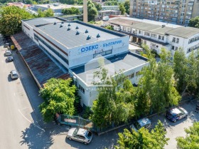 Bâtiment industriel Tsentar, Gabrovo 1