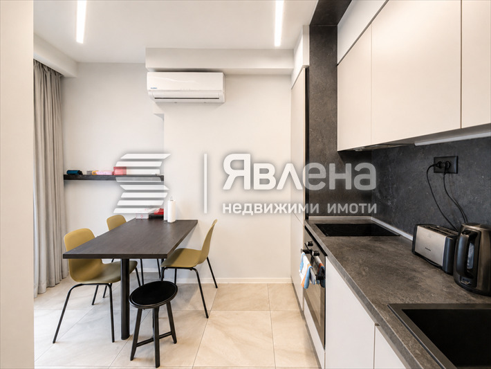 Продава 2-СТАЕН, гр. София, Център, снимка 2 - Апартаменти - 55272199