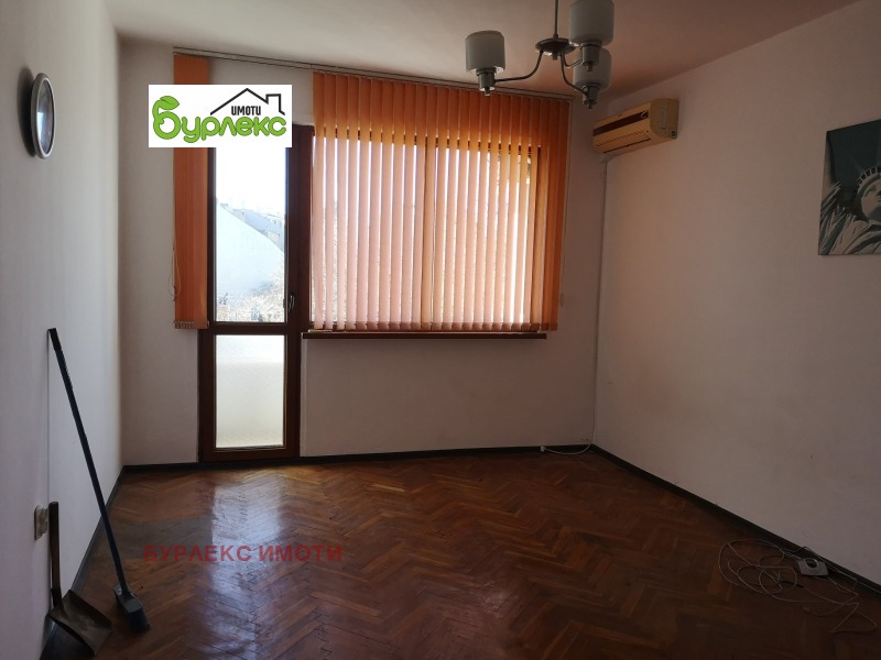 Продава  3-стаен град Варна , Базар Левски , 67 кв.м | 83024157 - изображение [6]