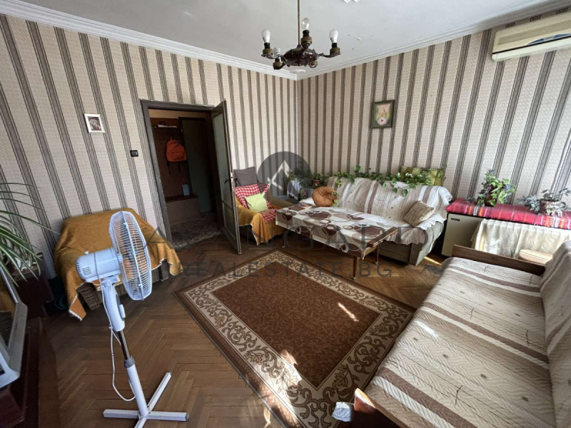 Продава  3-стаен град Пловдив , Христо Смирненски , 64 кв.м | 18208989