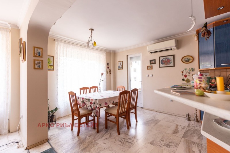 Продава  4-стаен град София , Белите брези , 175 кв.м | 37552876 - изображение [5]