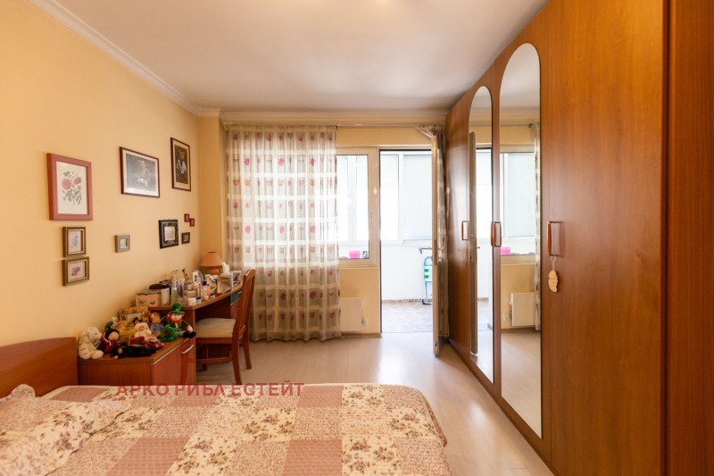 Продава  4-стаен град София , Белите брези , 175 кв.м | 37552876 - изображение [13]