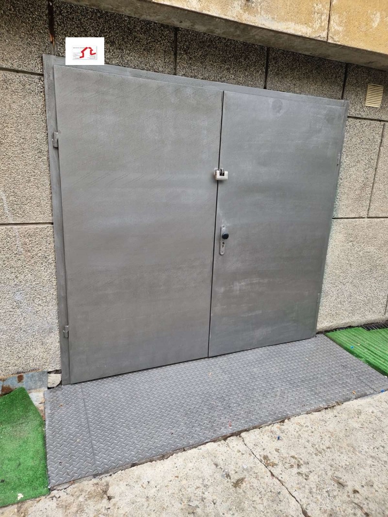 Продава ГАРАЖ, ПАРКОМЯСТО, гр. София, Фондови жилища