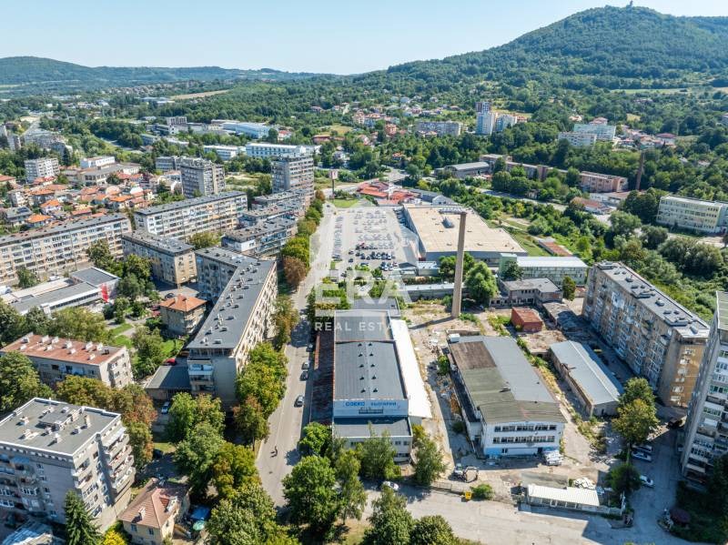 Till salu  Industribyggnad Gabrovo , Centar , 2118 kvm | 52549665 - bild [2]