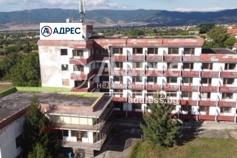 En venta  Hotel región Kyustendil , Sapareva banya , 3200 metros cuadrados | 32971276 - imagen [5]