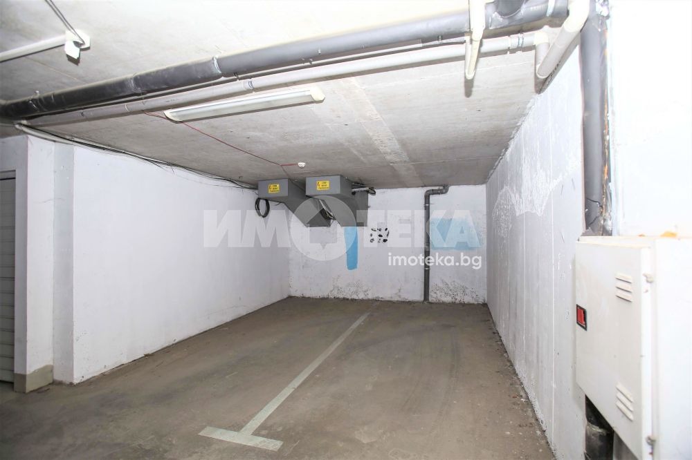 Продава МНОГОСТАЕН, гр. София, Център, снимка 14 - Апартаменти - 54252757