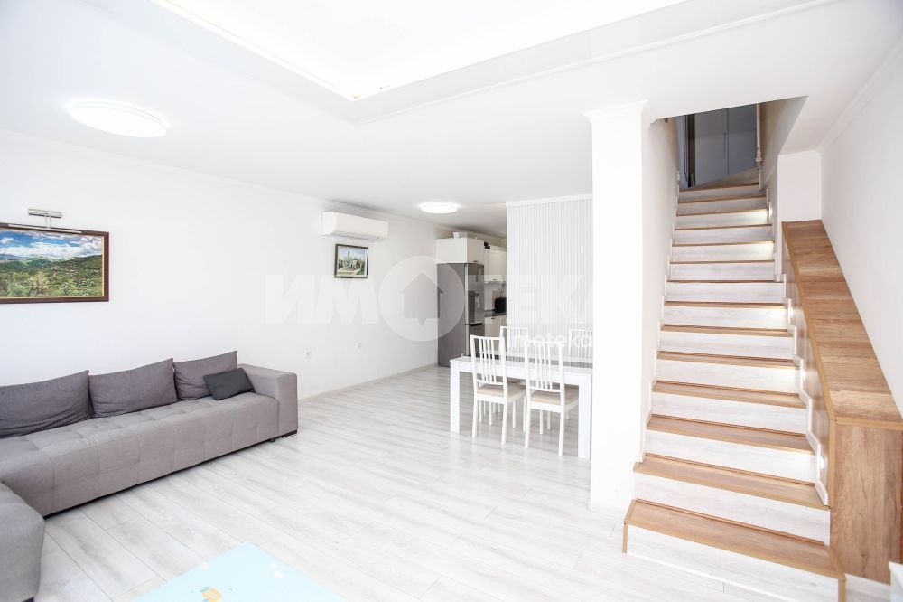 Продава МНОГОСТАЕН, гр. София, Център, снимка 3 - Апартаменти - 54252757