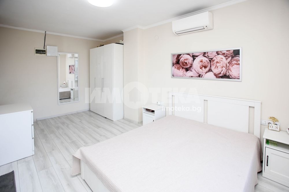 Продава МНОГОСТАЕН, гр. София, Център, снимка 8 - Апартаменти - 54252757