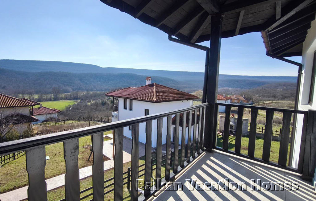 Продава КЪЩА, с. Църква, област Добрич, снимка 2 - Къщи - 54053506