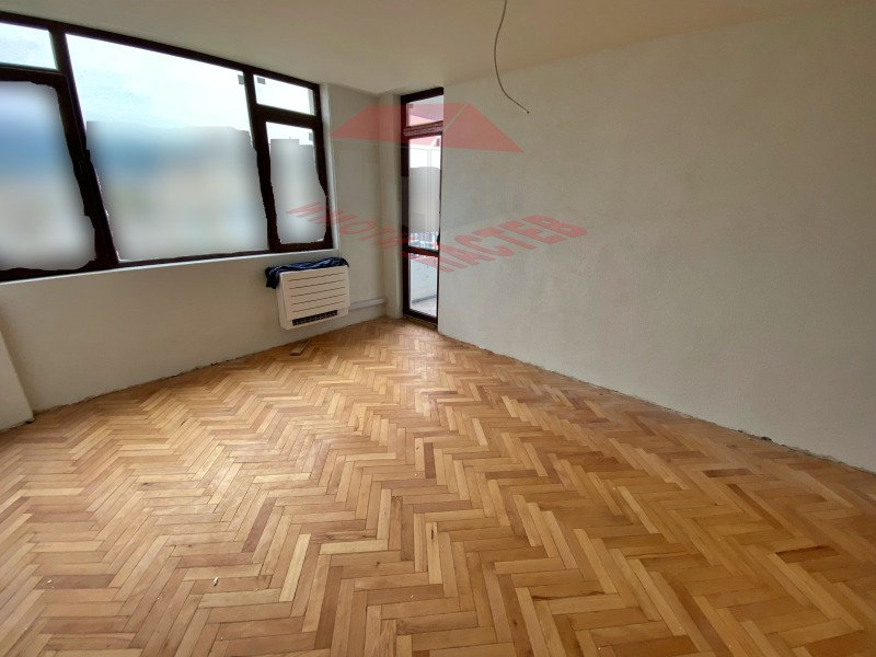 Продава 1-СТАЕН в град Шумен, Болницата - 43 кв.м / 81 295.41 € » 159 000 лв., ИМОТИ НАСТЕВ