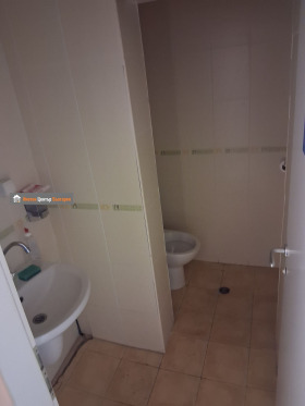 Продава  Многостаен, град София