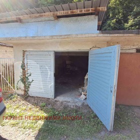 Garage Borovo, Gabrovo 1