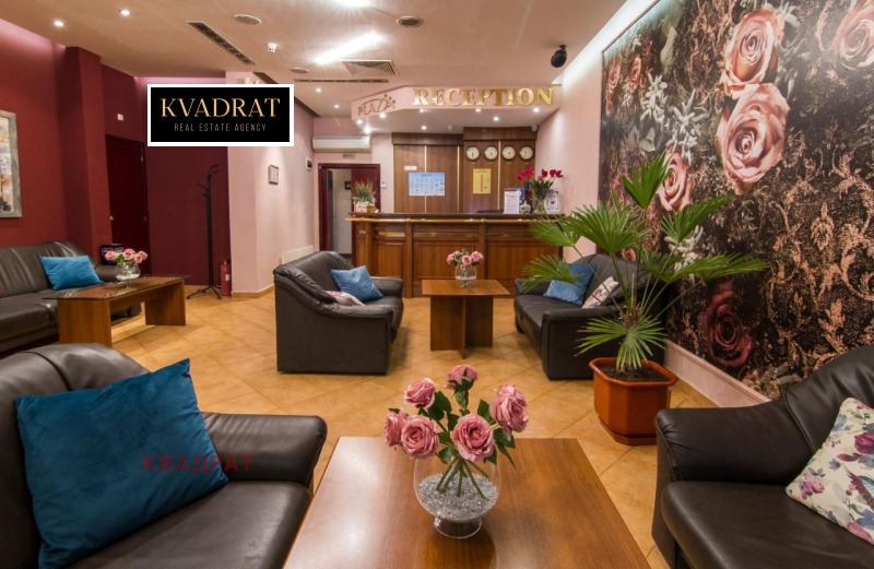 Zu verkaufen  Hotel Warna , Zentar , 4000 qm | 68234153