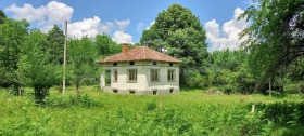 Casa Aprilți, regiunea Lovech 4