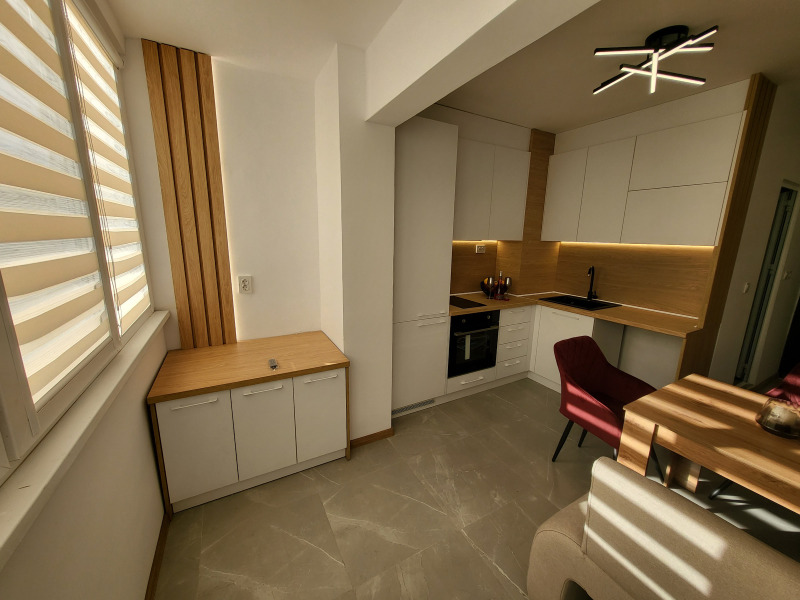Продава  2-стаен град Стара Загора , Три чучура - център , 55 кв.м | 89097839 - изображение [7]