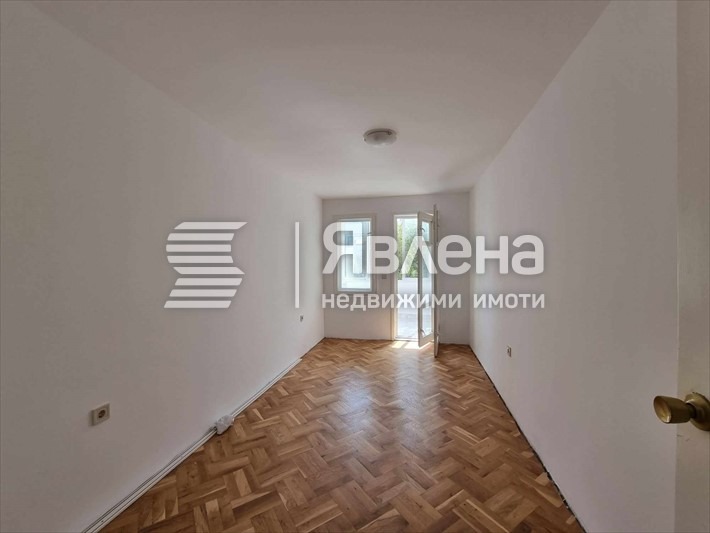 Продава  Многостаен град Варна , Зимно кино Тракия , 180 кв.м | 99939004 - изображение [5]