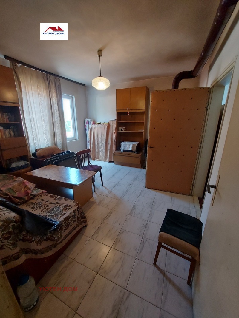 Продава  Етаж от къща град Шумен , Военно училище , 80 кв.м | 13703167 - изображение [5]