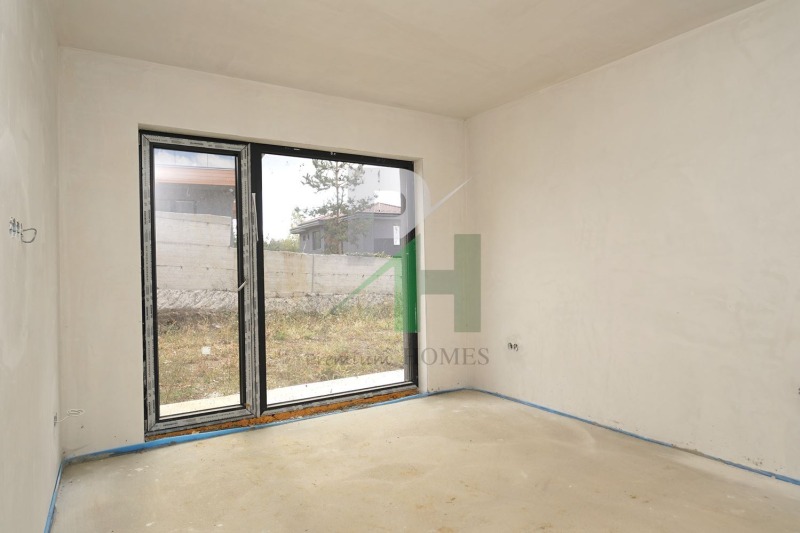 Na prodej  Dům oblast Pernik , Kladnica , 263 m2 | 39433852 - obraz [14]