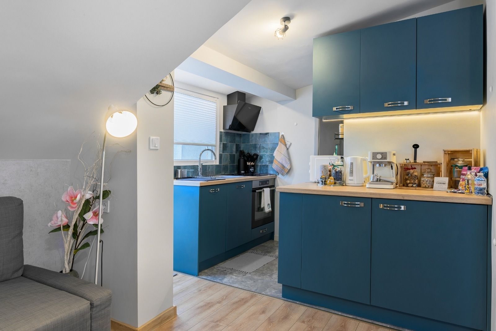 Продава 2-СТАЕН, гр. Варна, Окръжна болница-Генерали, снимка 3 - Апартаменти - 54123038