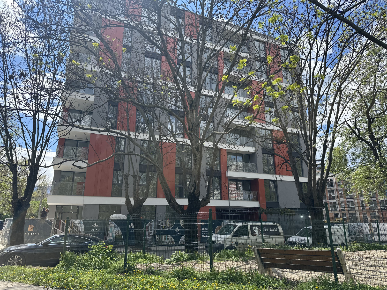 Продава ГАРАЖ, ПАРКОМЯСТО, гр. София, Зона Б-5, снимка 5 - Гаражи и паркоместа - 53605568