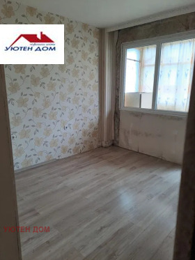 1 ložnice 5-ti polk, Šumen