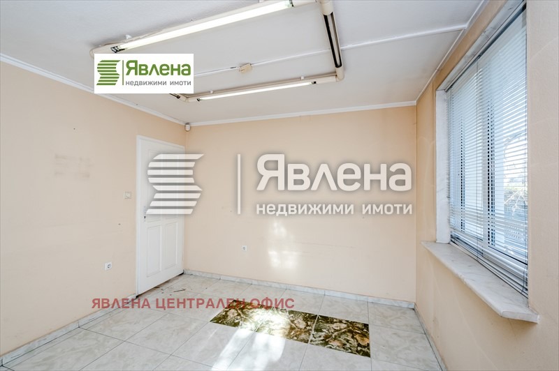 Продава МНОГОСТАЕН, гр. София, Изток, снимка 3 - Aпартаменти - 49069213