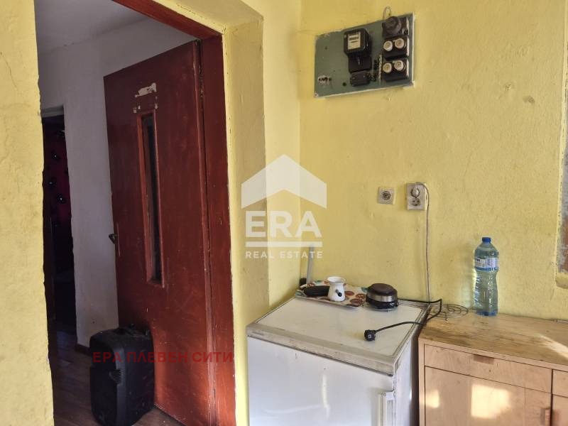 Продава КЪЩА, гр. Долни Дъбник, област Плевен, снимка 4 - Къщи - 52271637