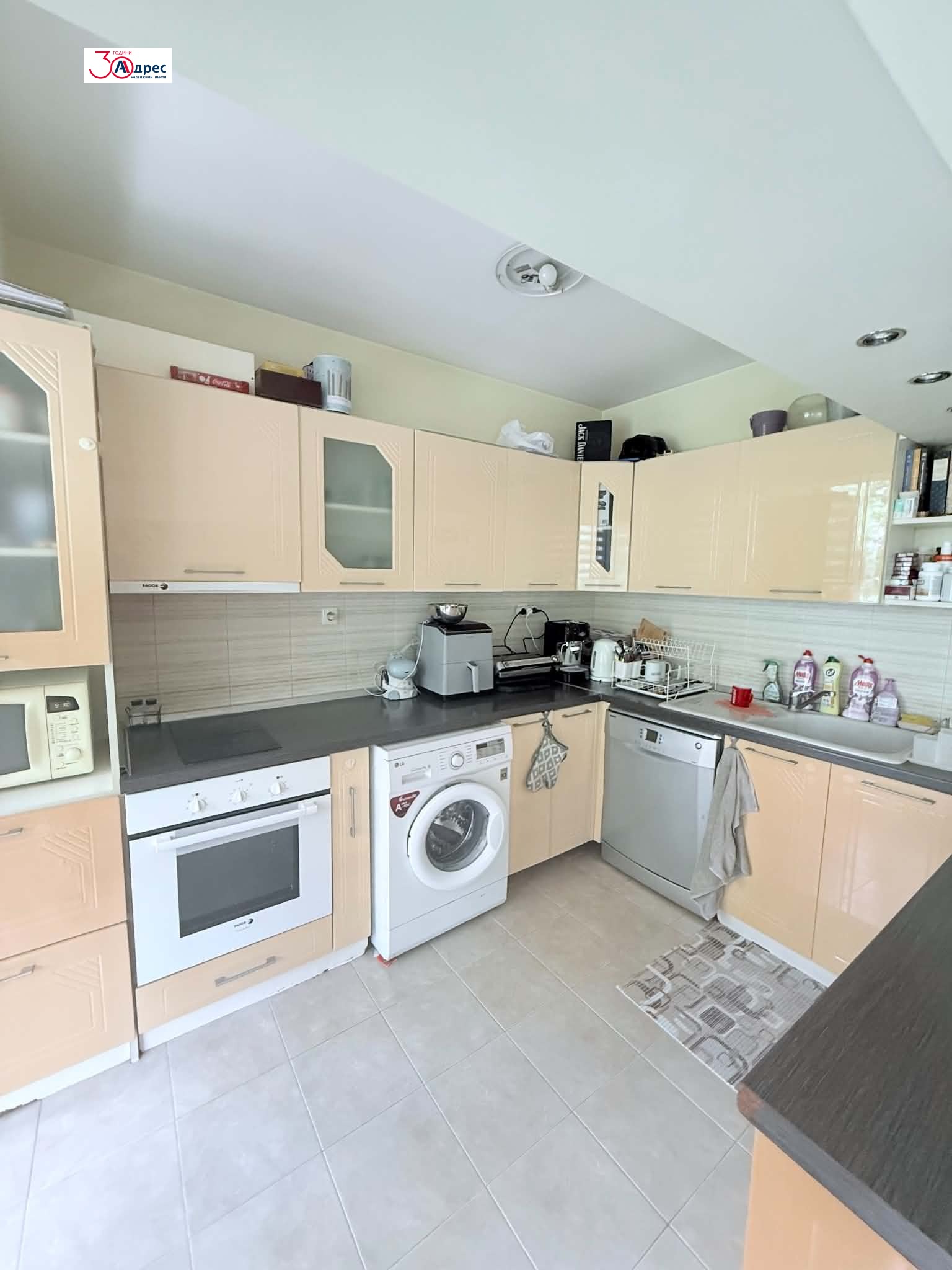 Продава 3-СТАЕН, гр. Добрич, Енергоразпределение, снимка 3 - Апартаменти - 55058132