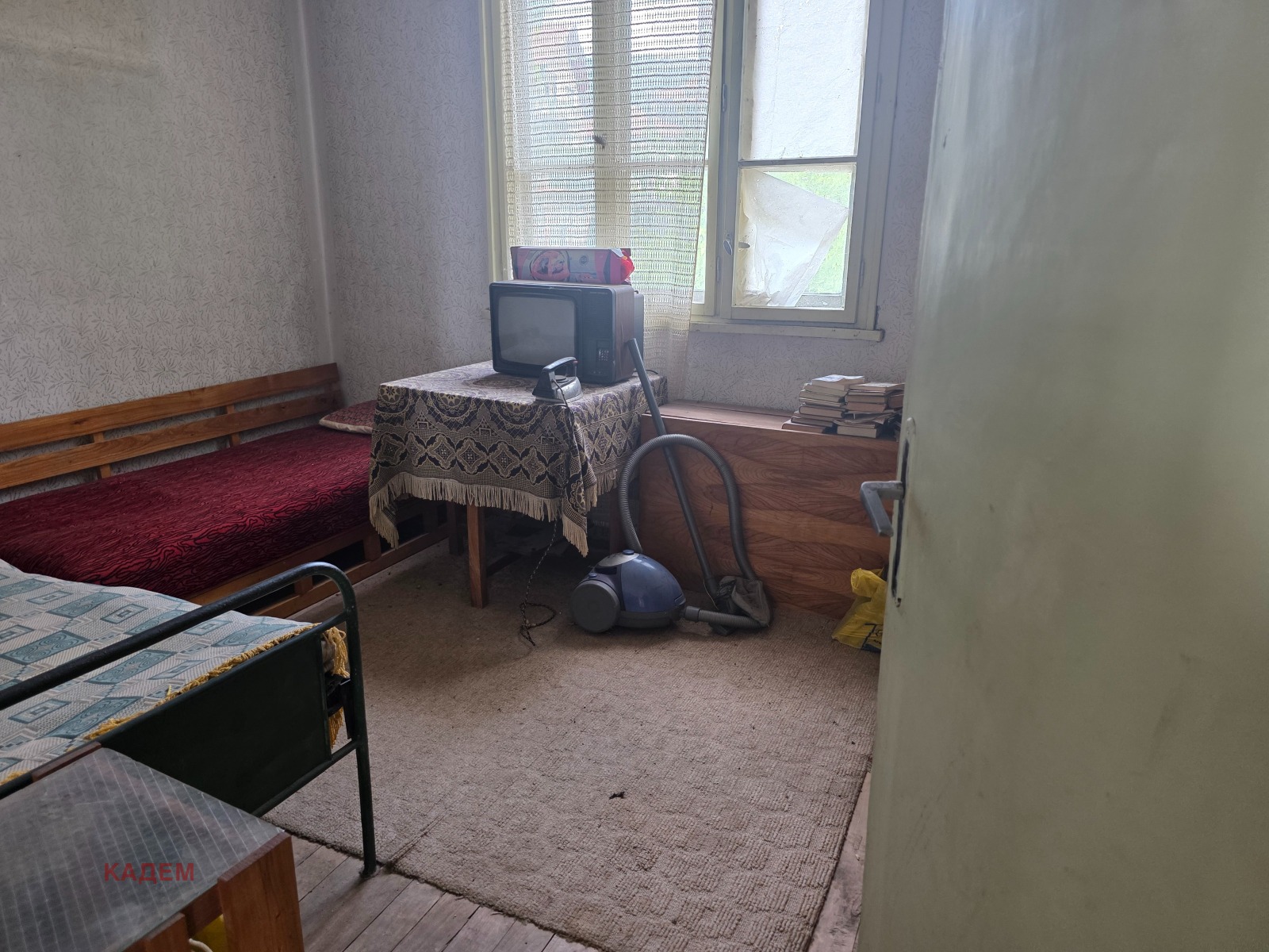 Продава КЪЩА, с. Коняво, област Кюстендил, снимка 12 - Къщи - 55823754