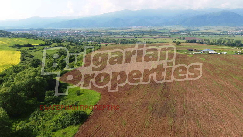 Продава ПАРЦЕЛ в област София, с. Горна Василица - 1800 кв.м / 14 580 € » 28 516.00 лв., БЪЛГЕРИАН ПРОПЕРТИС