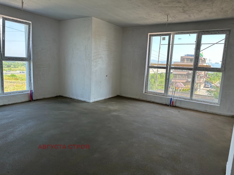 De vânzare  1 dormitor Sofia , Liulin 5 , 79 mp | 31240455