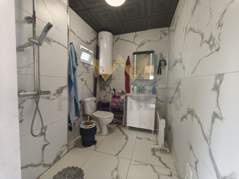 Продава КЪЩА, с. Дъбрава, област Добрич, снимка 12 - Къщи - 52386144